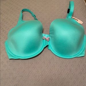Brand new never worn Victoria’s Secret bra